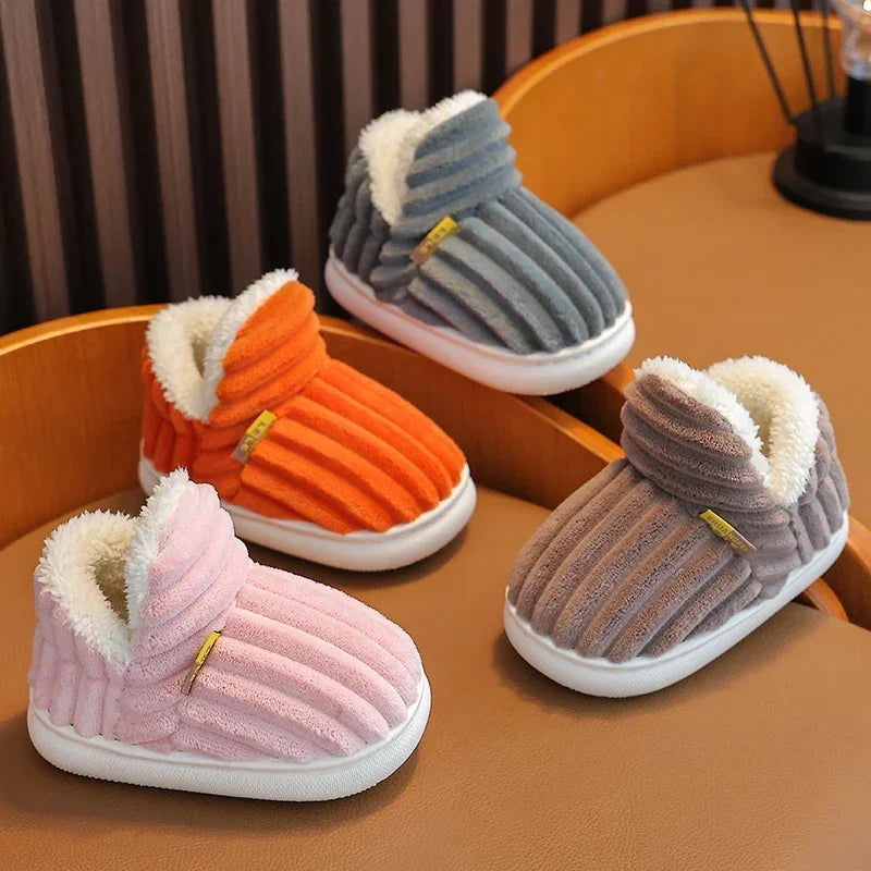 Chaussons HuggyCo Kids – Le Cocon Douillet pour Petits Explorateurs